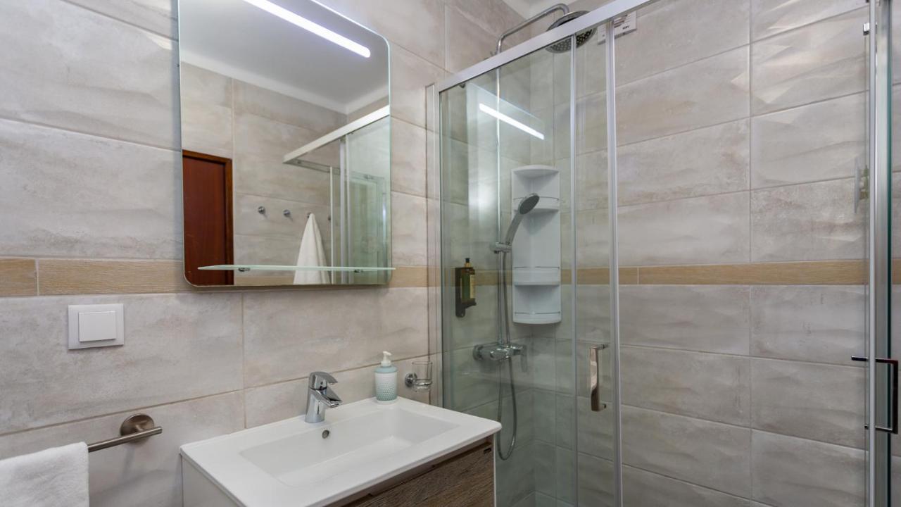 Comfort 1Bdr Apartment W/Pool By Lovelystay Portimao Exterior photo